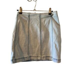 Free People Size 4 Denim Mini Skirt Light Blue Zip Back